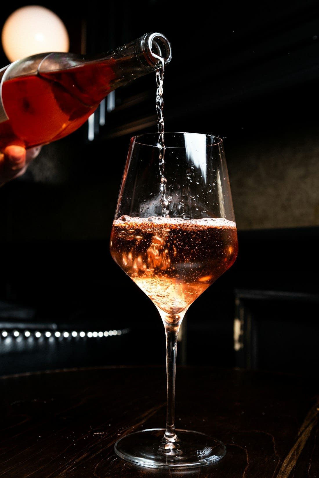 Skin contact, by the glass